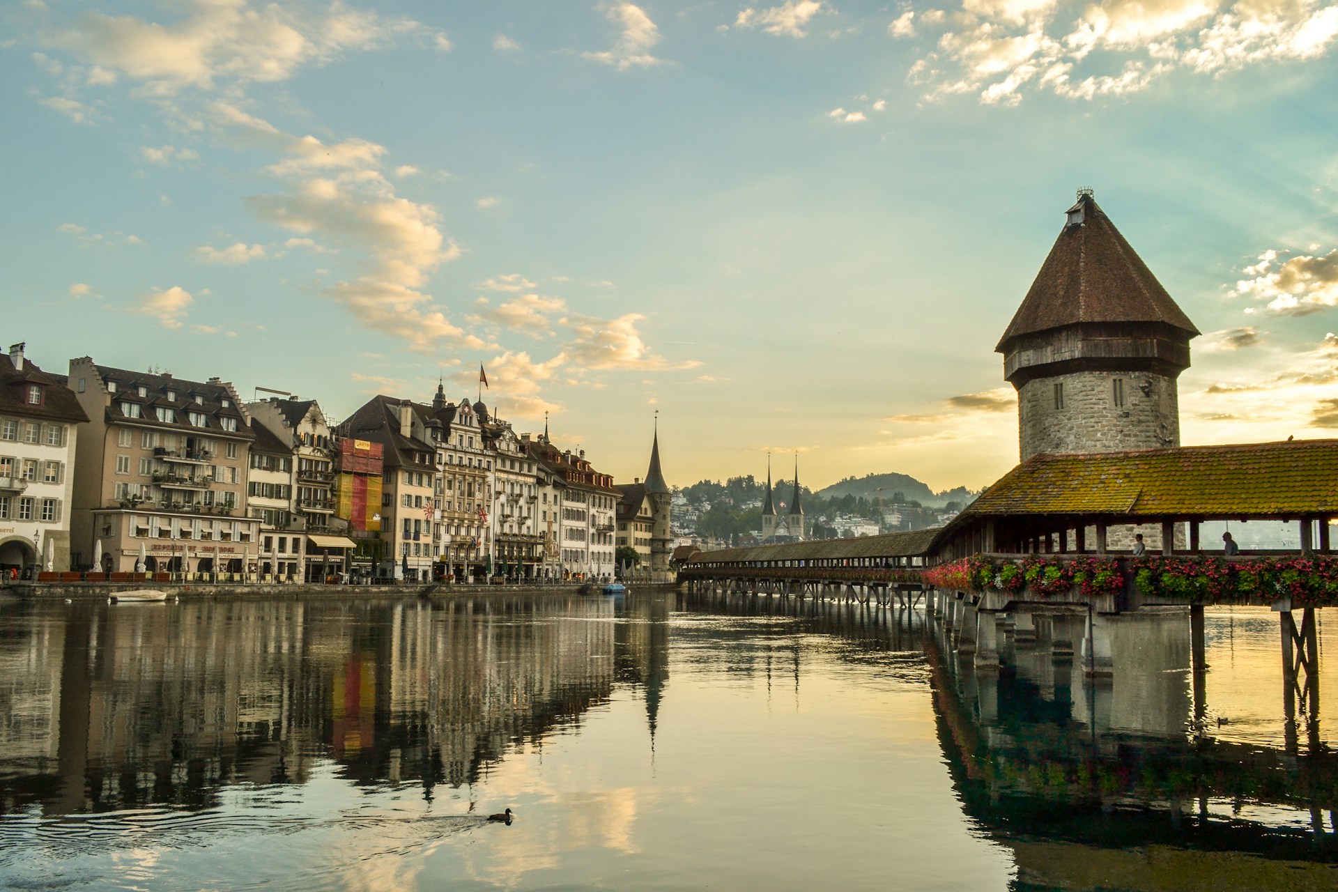 Beautiful Swiss Towns Worth Visiting For Stunning Views