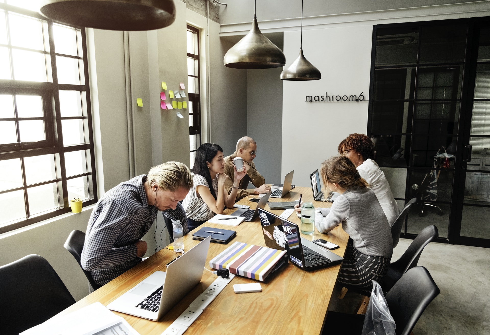 Share The Office Space With Other Entrepreneurs